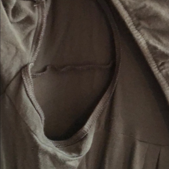 Ladies Larrivo nursing gown/dress in forest green - Picture 8 of 8